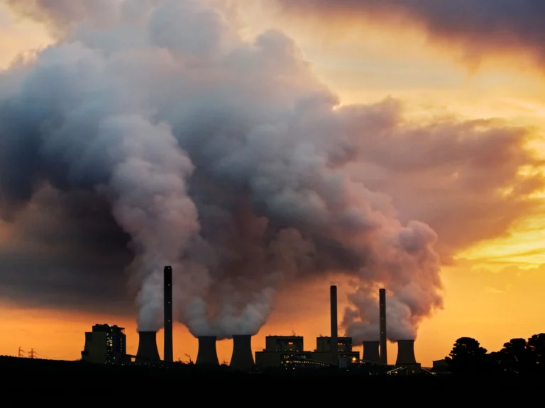 Récord histórico: los niveles de CO₂ alcanzan cifras sin precedentes y alertan sobre un posible punto de no retorno climático